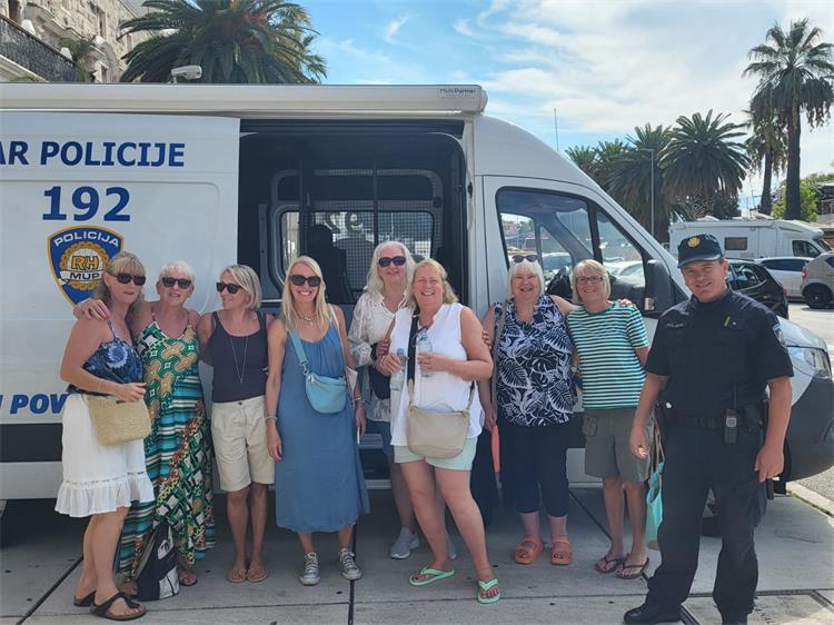 Slika /PU%20splitsko-dalmatinska%202022/Prevencija/mob2.jpg