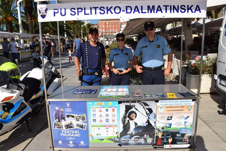 Slika PU_SD/%C5%A1tand%20pu.jpg