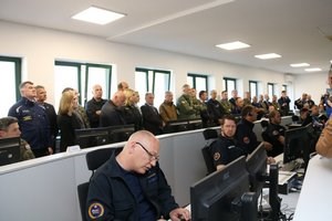 Slika PU_SD/livex3web.jpg